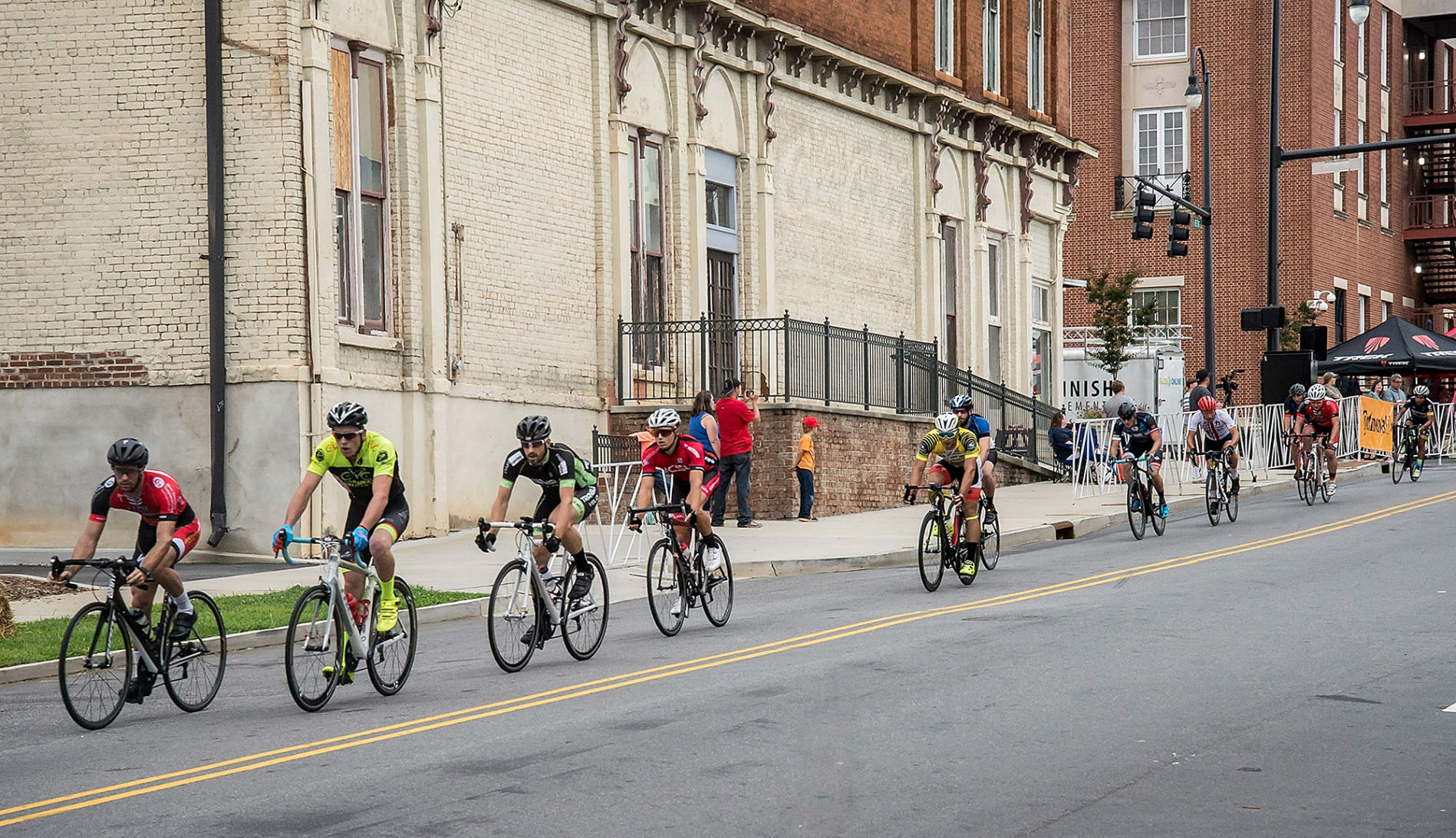 8-5 Criterium-14.JPG